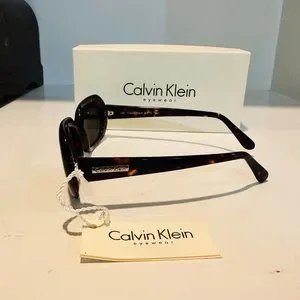 New Vintage Calvin Klein Oval Sunglasses in Dark Tortoiseshell (NWT) Metal Frame Oval Vintage Sunglasses for sale | eBay main image 4